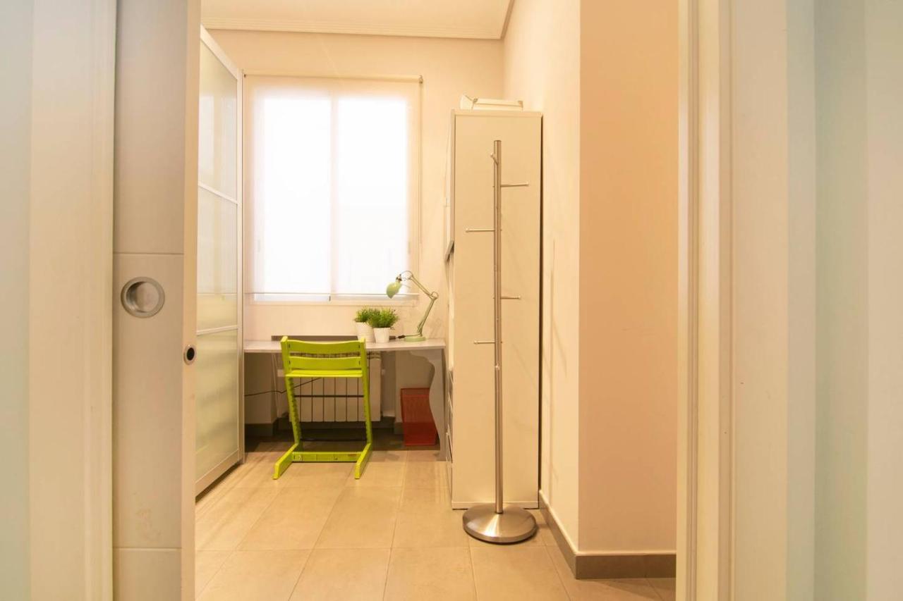Cozy Apartment Near San Miguel Market By Batuecas Madrid Exterior photo