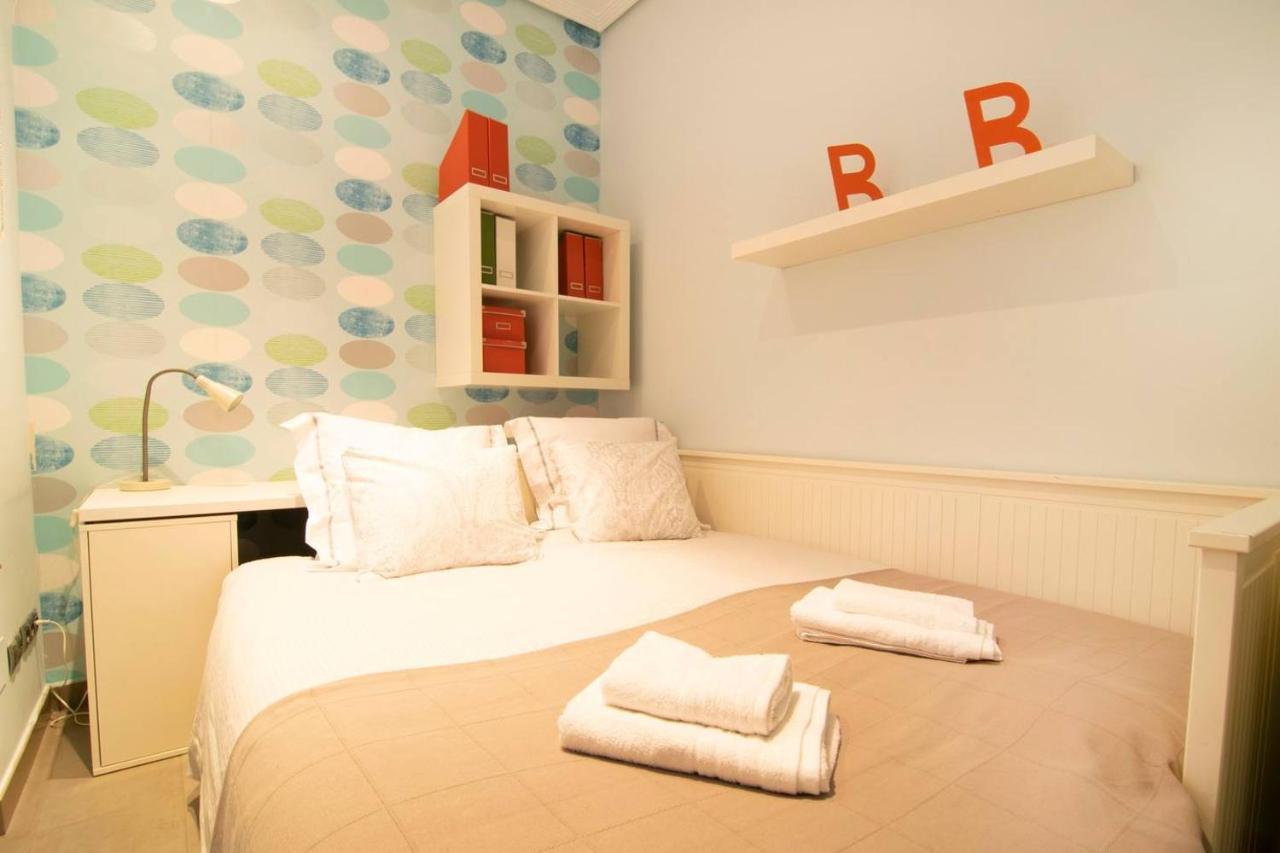 Cozy Apartment Near San Miguel Market By Batuecas Madrid Exterior photo